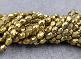 Стекло капля 4*6 мм золото